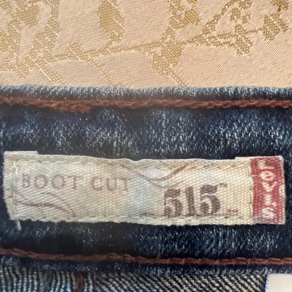 VintageLevi’s 515 Bootcut Jeans | Dark Wash Y2K Denim | Classic Levi’s | Sz 20‎ - Picture 5 of 9